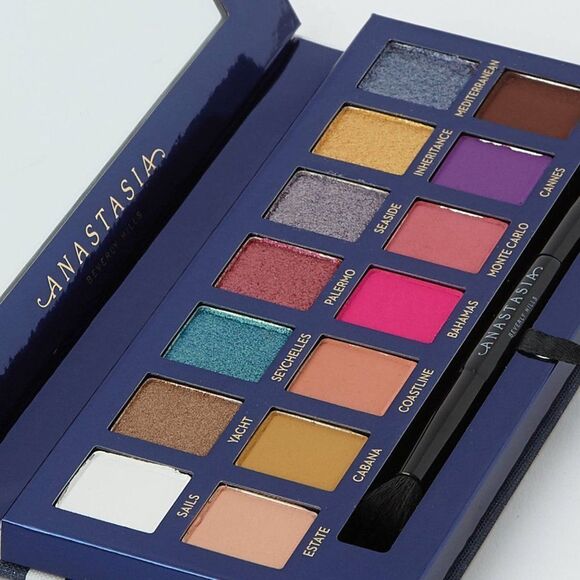 Anastasia Beverly Hills Riviera Palette is perfect 14 Eye shadows - Picture 4 of 16